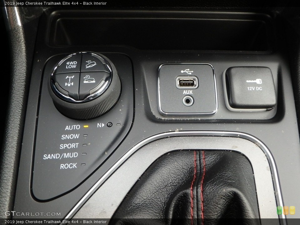 Black Interior Controls for the 2019 Jeep Cherokee Trailhawk Elite 4x4 #126227119