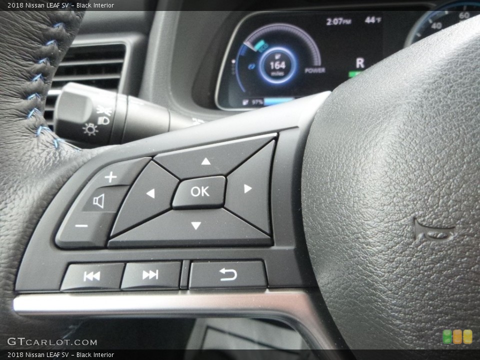 Black Interior Controls for the 2018 Nissan LEAF SV #126231293