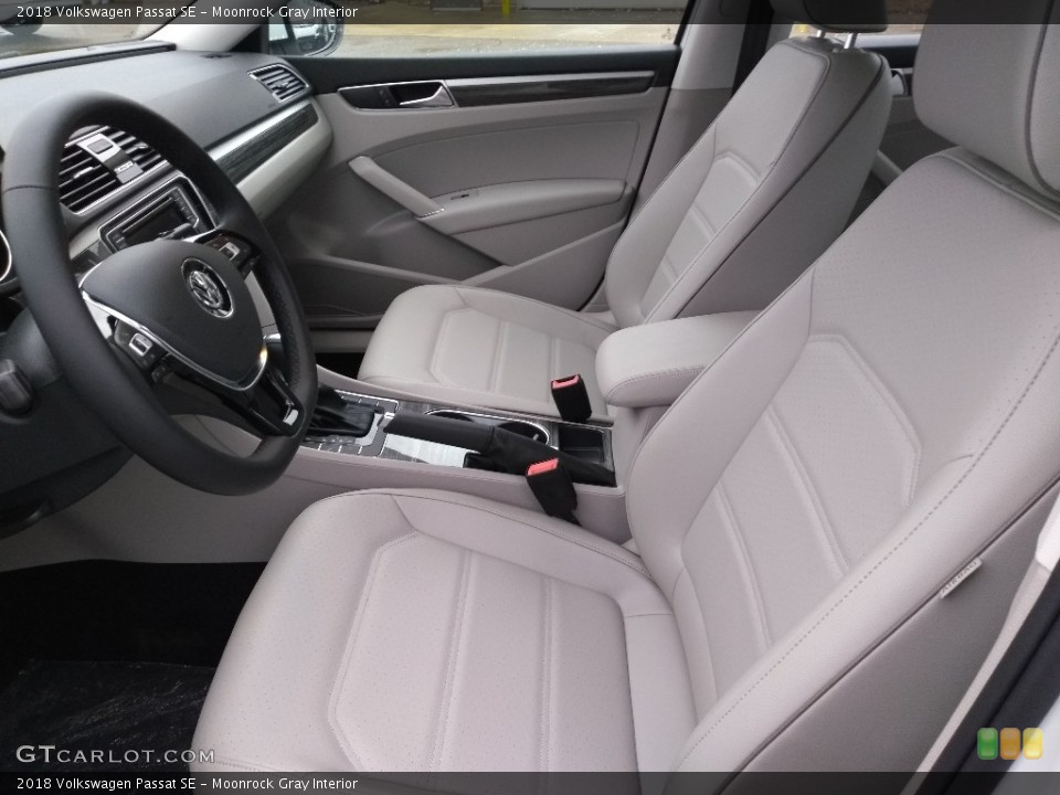 Moonrock Gray Interior Front Seat for the 2018 Volkswagen Passat SE #126253828