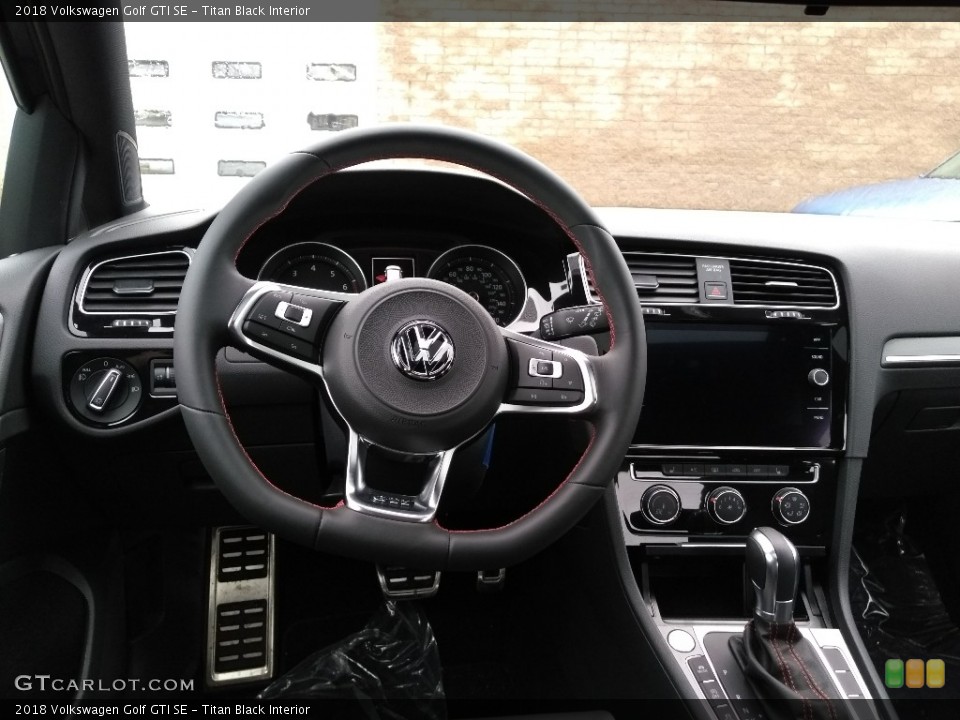 Titan Black Interior Dashboard for the 2018 Volkswagen Golf GTI SE #126254011