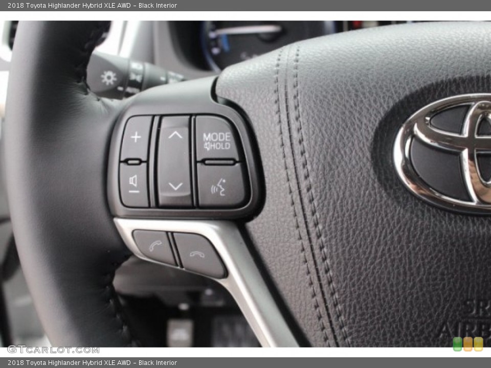 Black Interior Controls for the 2018 Toyota Highlander Hybrid XLE AWD #126262645