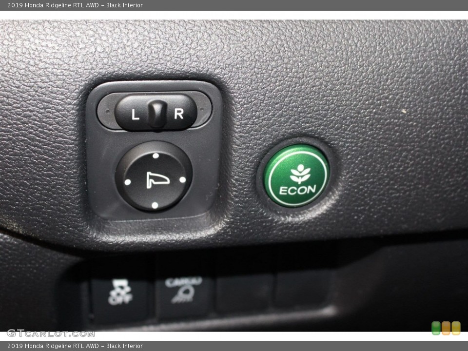 Black Interior Controls for the 2019 Honda Ridgeline RTL AWD #126338111