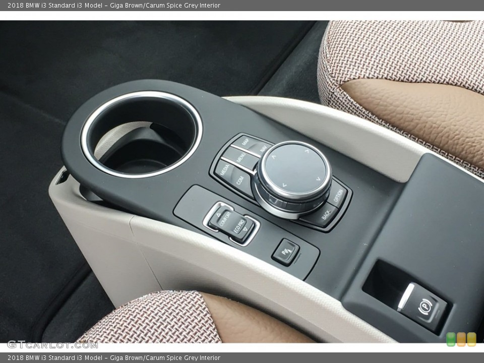 Giga Brown/Carum Spice Grey Interior Controls for the 2018 BMW i3  #126391737