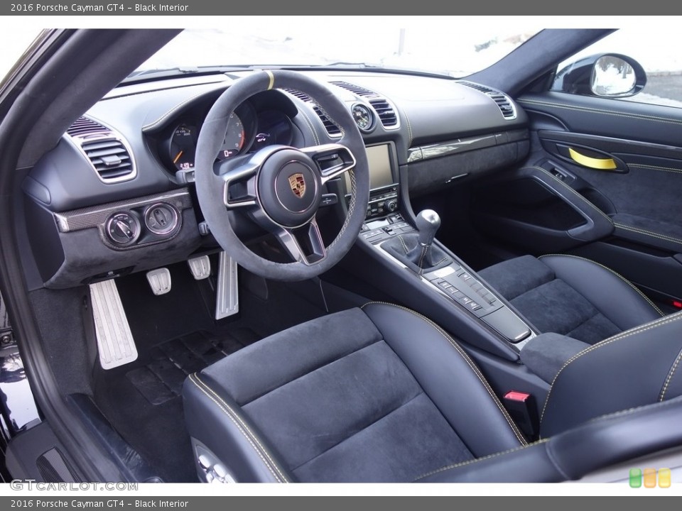 Black Interior Photo for the 2016 Porsche Cayman GT4 #126393222