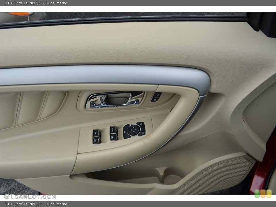 Dune Interior Door Panel for the 2018 Ford Taurus SEL #126420385