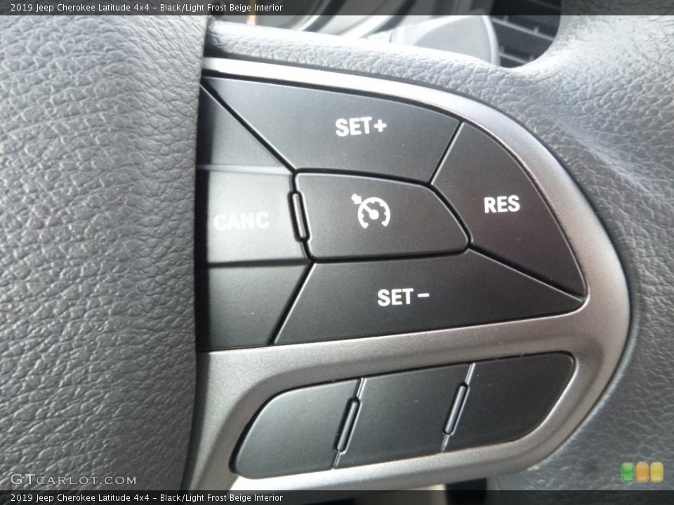Black/Light Frost Beige Interior Controls for the 2019 Jeep Cherokee Latitude 4x4 #126453550