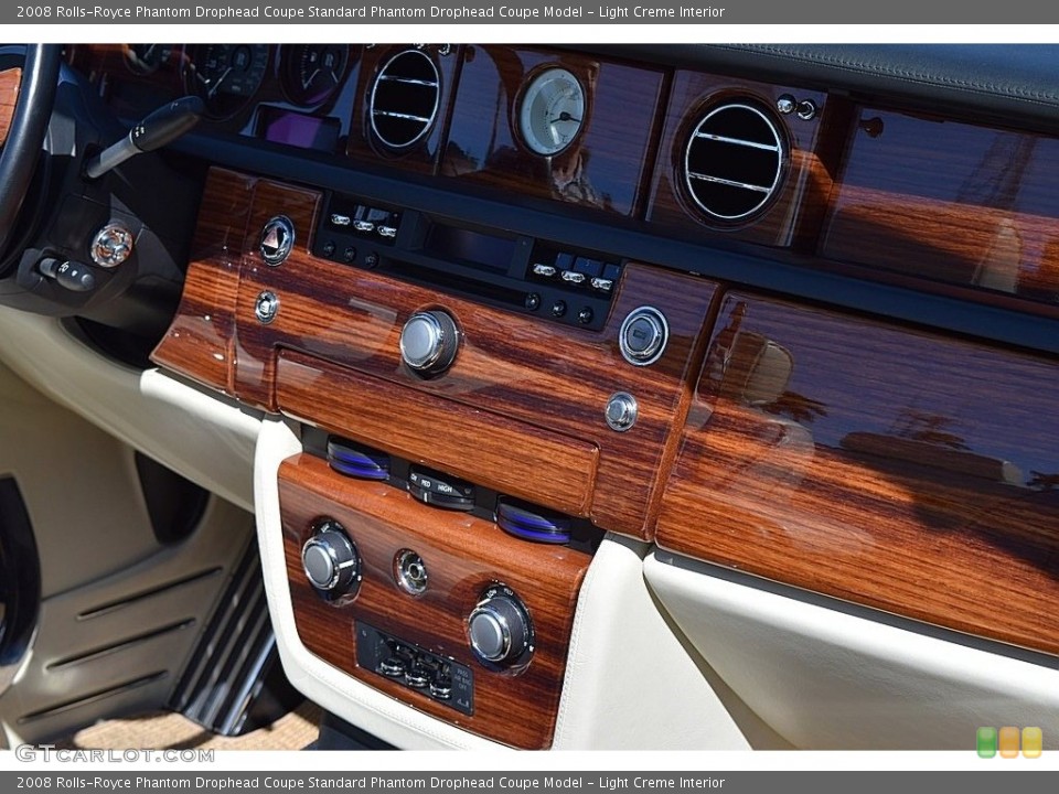 Light Creme Interior Controls for the 2008 Rolls-Royce Phantom Drophead Coupe  #126518396