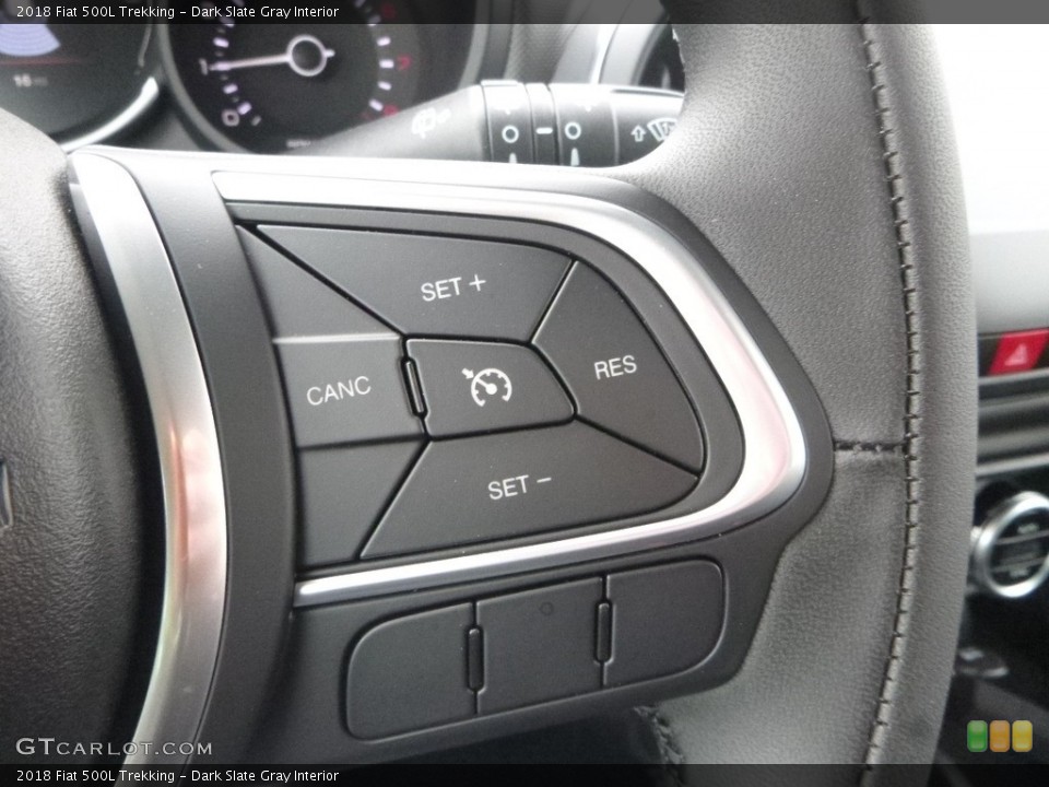 Dark Slate Gray Interior Controls for the 2018 Fiat 500L Trekking #126521831