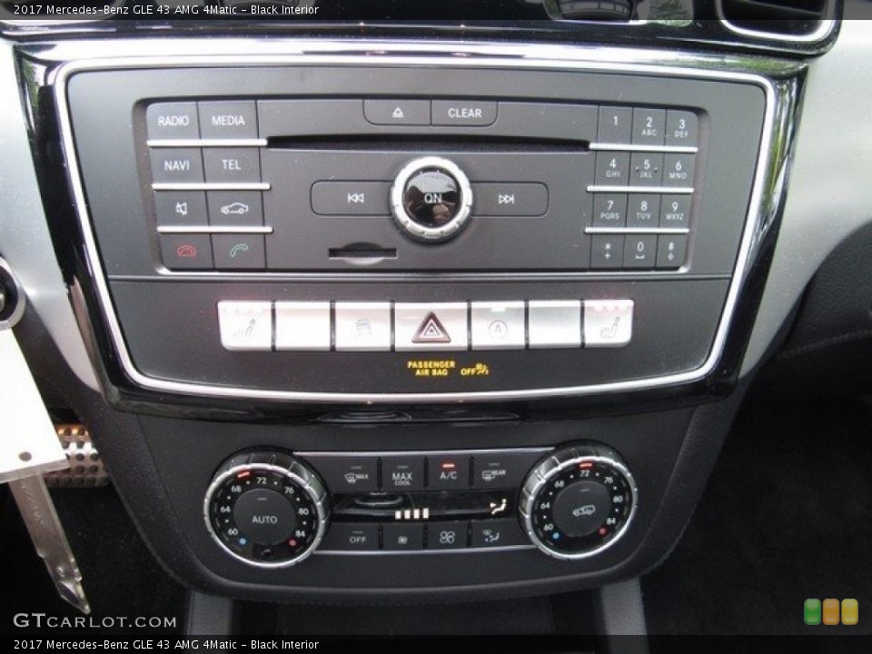 Black Interior Controls for the 2017 Mercedes-Benz GLE 43 AMG 4Matic #126524111