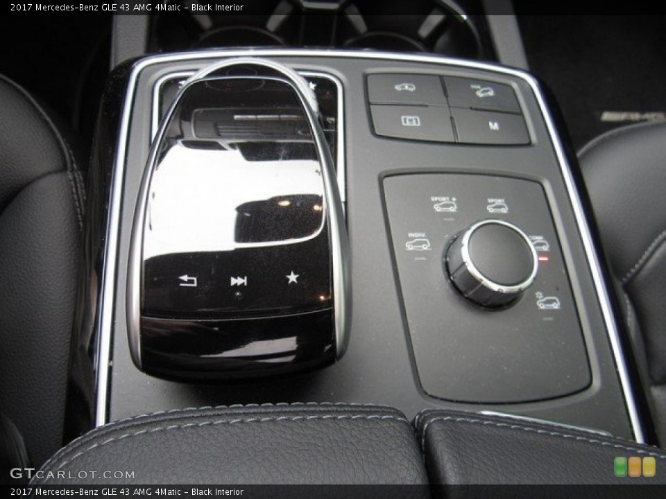 Black Interior Controls for the 2017 Mercedes-Benz GLE 43 AMG 4Matic #126524126