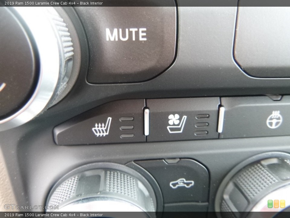 Black Interior Controls for the 2019 Ram 1500 Laramie Crew Cab 4x4 #126587687