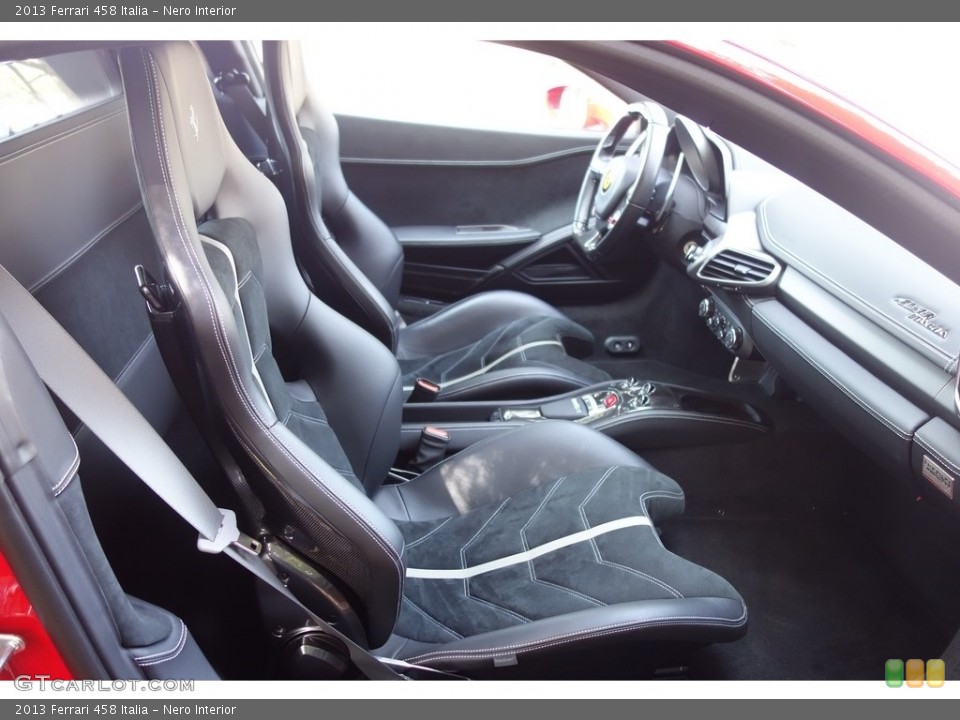Nero Interior Front Seat for the 2013 Ferrari 458 Italia #126598262