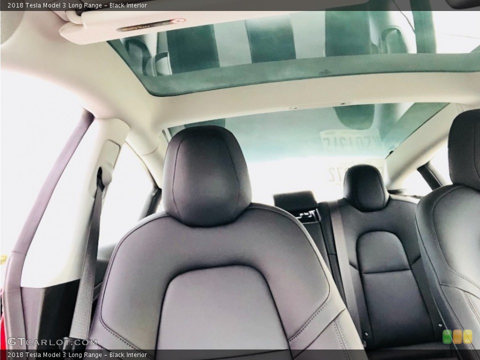 Black Interior Sunroof for the 2018 Tesla Model 3 Long Range #126599408