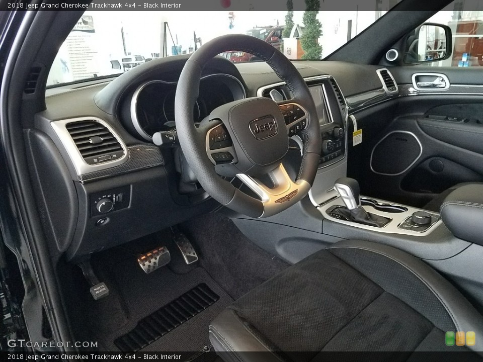Black Interior Photo for the 2018 Jeep Grand Cherokee Trackhawk 4x4 #126600878