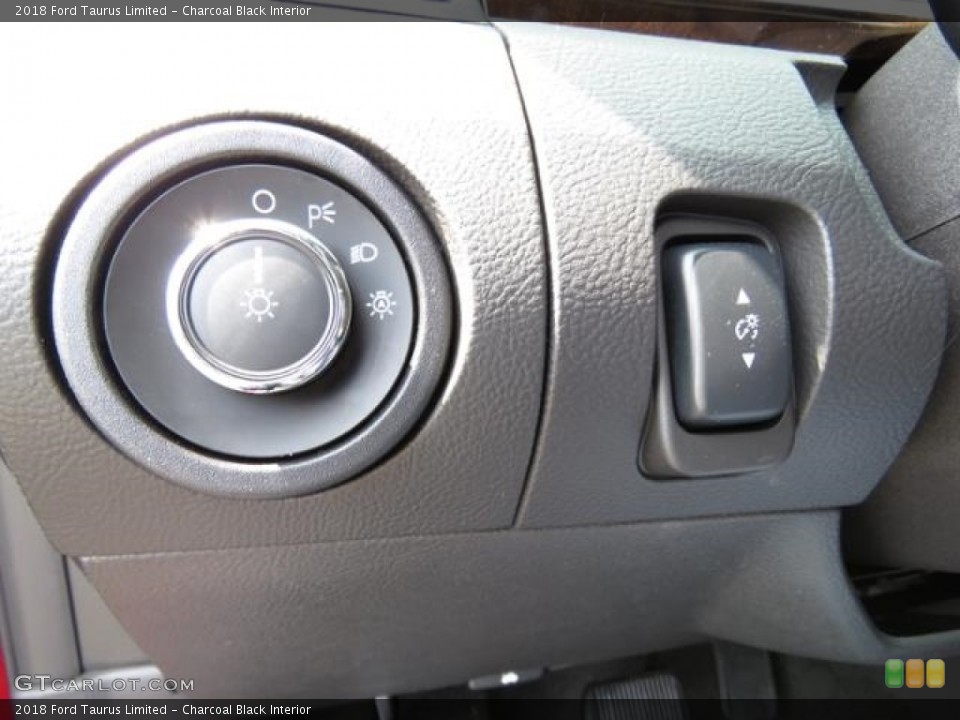 Charcoal Black Interior Controls for the 2018 Ford Taurus Limited #126603635