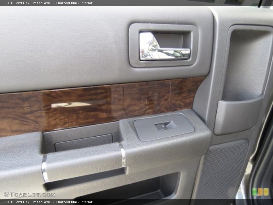 Charcoal Black Interior Door Panel for the 2018 Ford Flex Limited AWD #126605189
