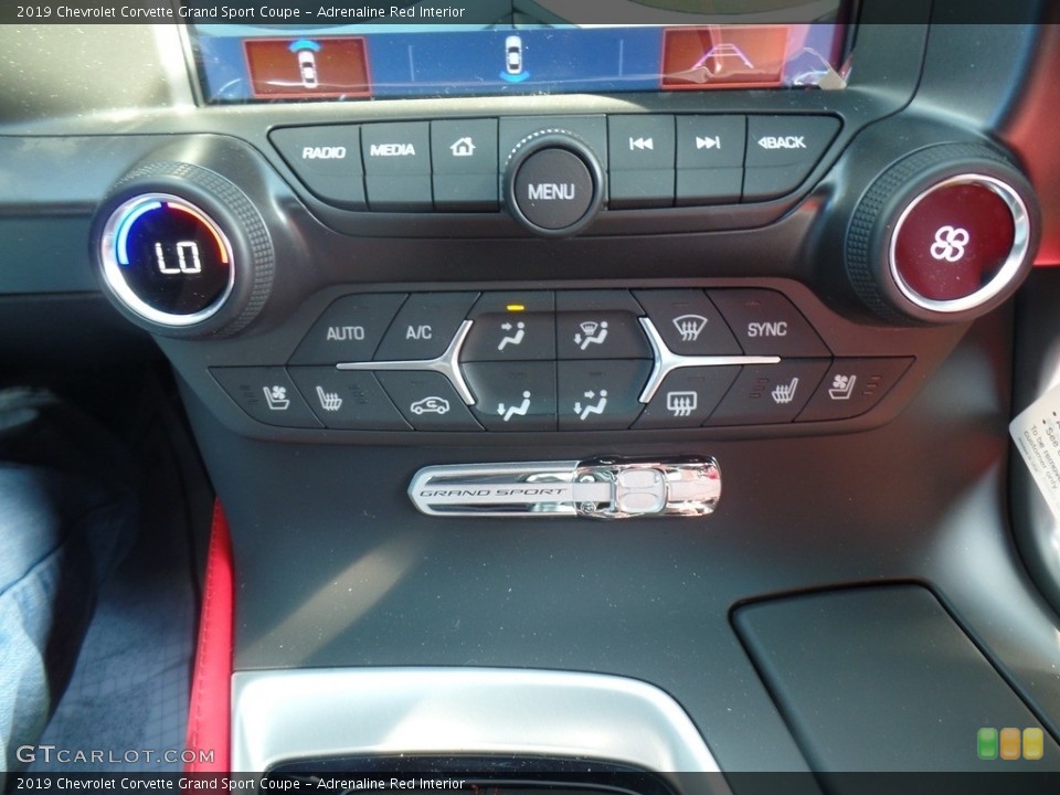 Adrenaline Red Interior Controls for the 2019 Chevrolet Corvette Grand Sport Coupe #126617004