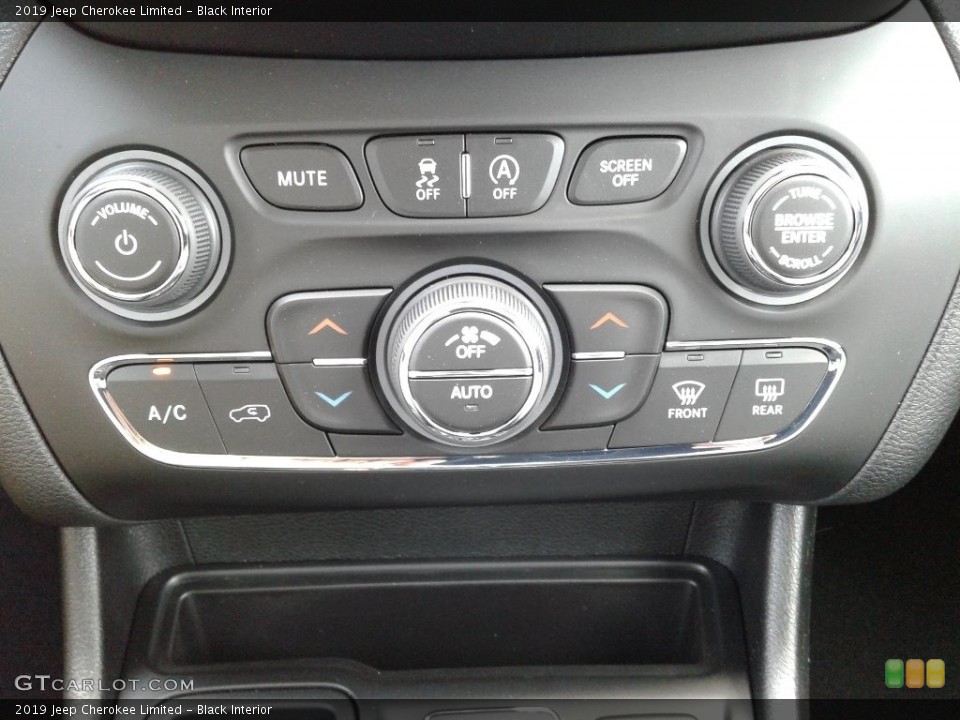 Black Interior Controls for the 2019 Jeep Cherokee Limited #126617280