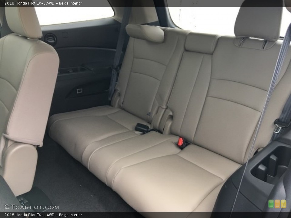 Beige Interior Rear Seat for the 2018 Honda Pilot EX-L AWD #126620703