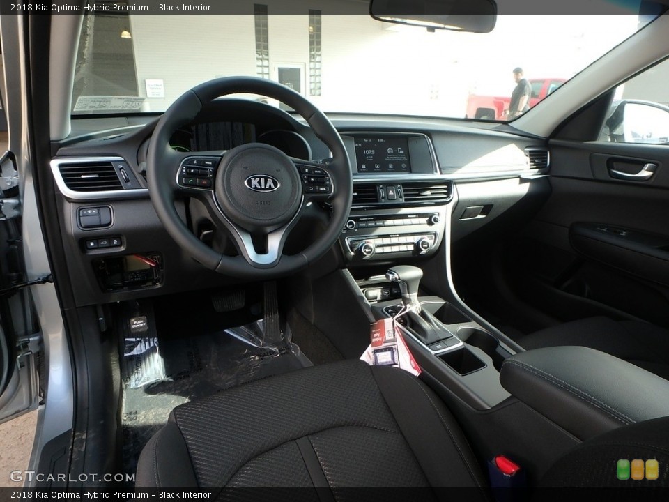 Black Interior Photo for the 2018 Kia Optima Hybrid Premium #126627642