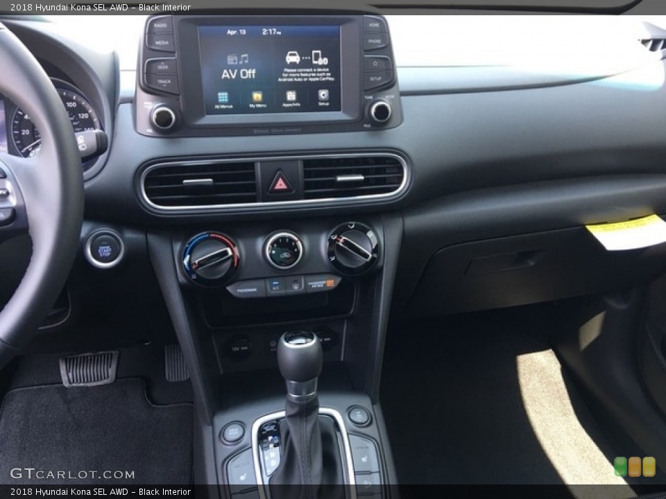 Black Interior Controls for the 2018 Hyundai Kona SEL AWD #126634316