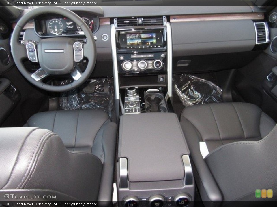 Ebony/Ebony Interior Dashboard for the 2018 Land Rover Discovery HSE #126645477