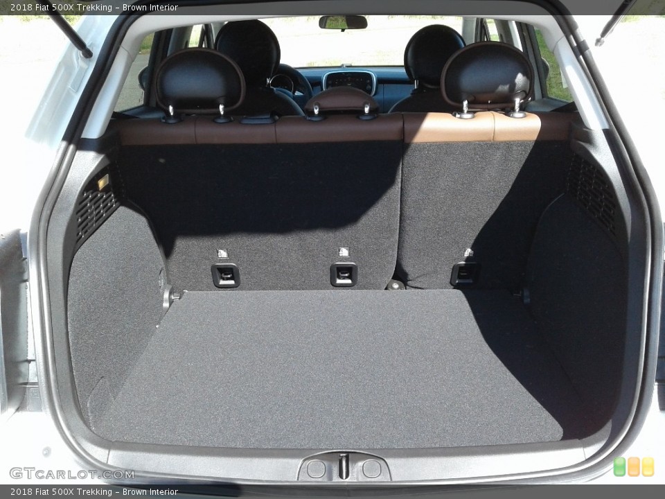 Brown Interior Trunk for the 2018 Fiat 500X Trekking #126654425