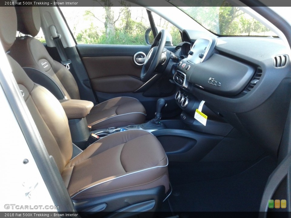 Brown Interior Front Seat for the 2018 Fiat 500X Trekking #126654479