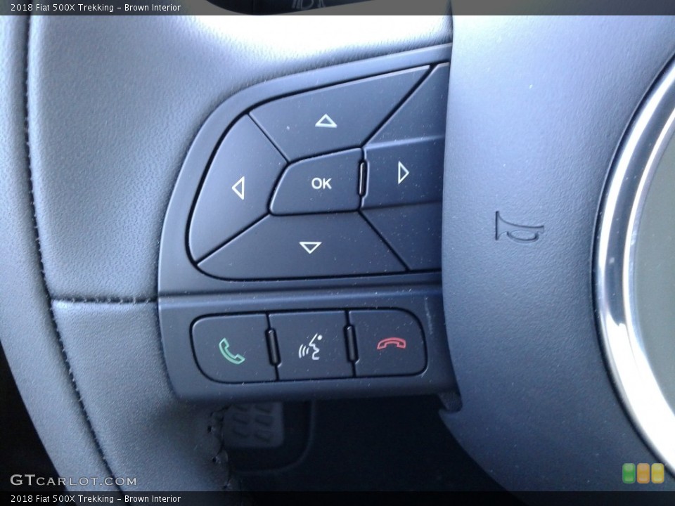 Brown Interior Controls for the 2018 Fiat 500X Trekking #126654531