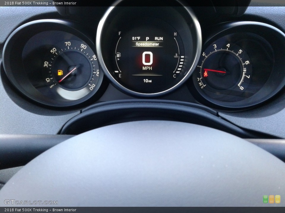 Brown Interior Gauges for the 2018 Fiat 500X Trekking #126654584