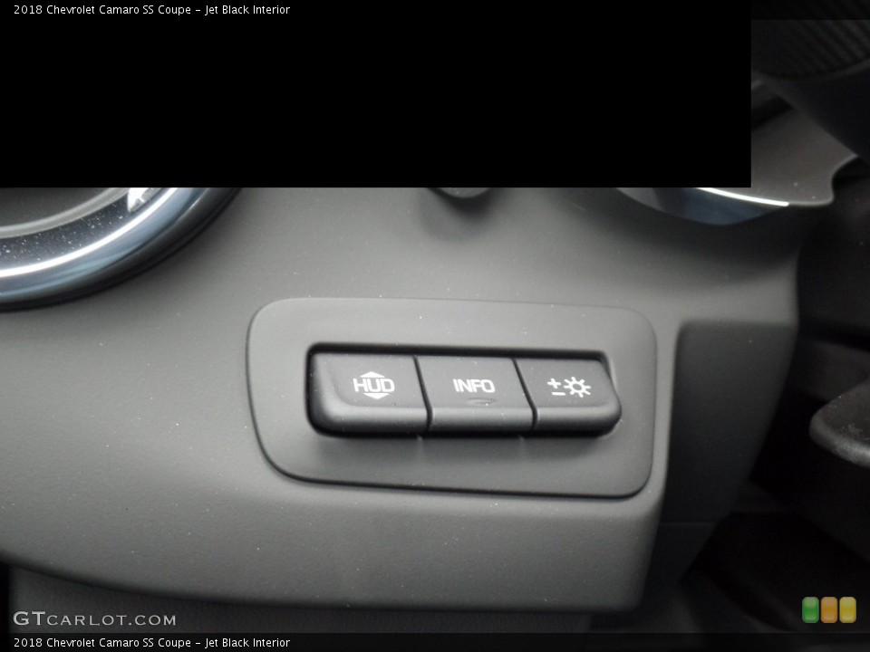 Jet Black Interior Controls for the 2018 Chevrolet Camaro SS Coupe #126666695