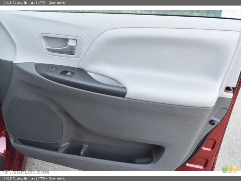 Gray Interior Door Panel for the 2018 Toyota Sienna LE AWD #126667010