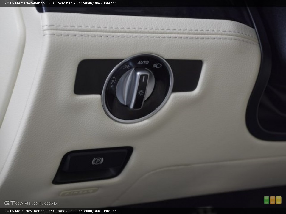 Porcelain/Black Interior Controls for the 2016 Mercedes-Benz SL 550 Roadster #126669209