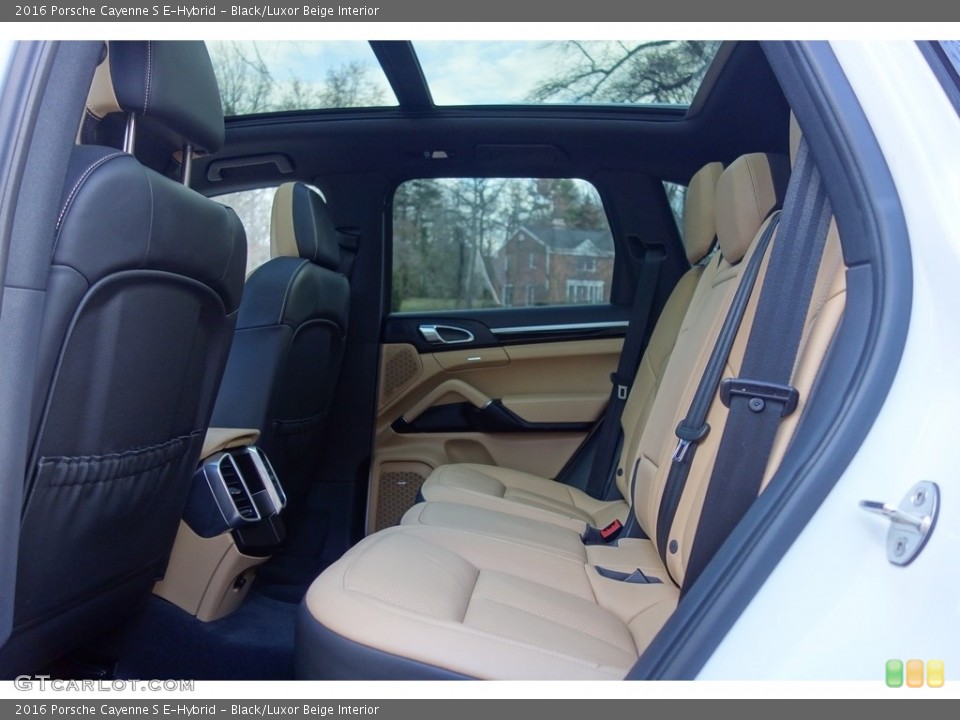 Black/Luxor Beige Interior Rear Seat for the 2016 Porsche Cayenne S E-Hybrid #126703649
