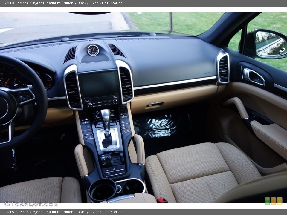 Black/Luxor Beige Interior Dashboard for the 2018 Porsche Cayenne Platinum Edition #126705857