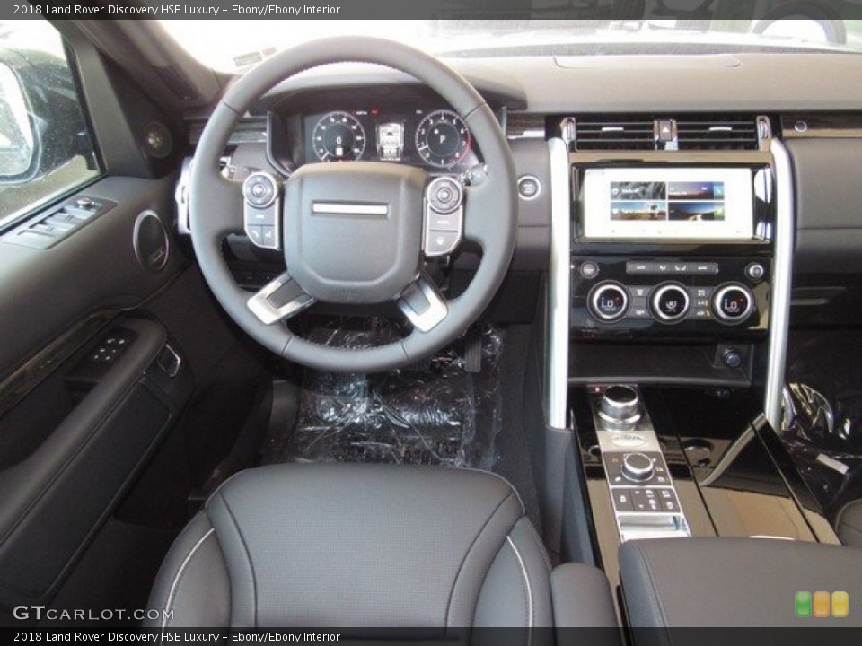 Ebony/Ebony Interior Dashboard for the 2018 Land Rover Discovery HSE Luxury #126784178