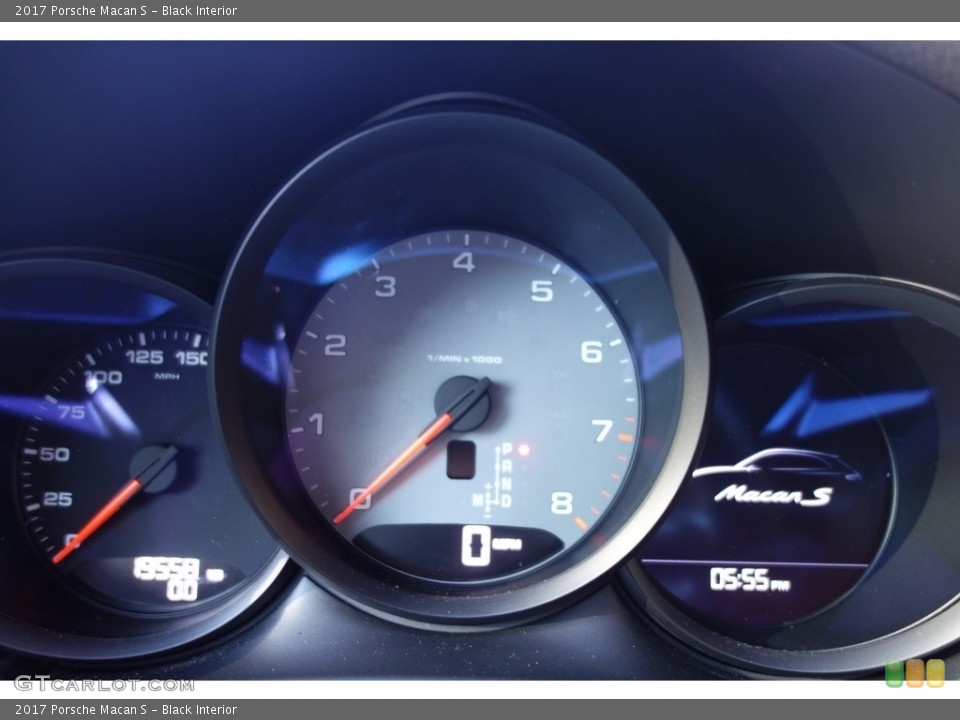 Black Interior Gauges for the 2017 Porsche Macan S #126807761