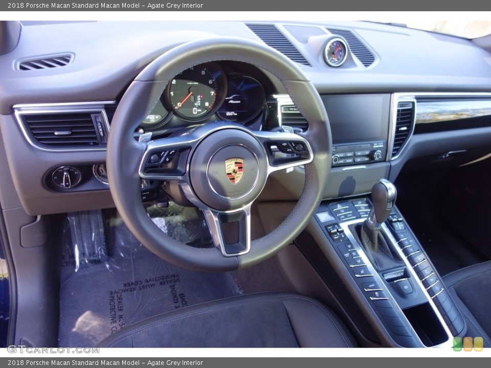 Agate Grey Interior Steering Wheel for the 2018 Porsche Macan  #126808118