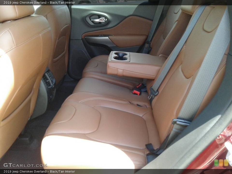 Black/Tan Interior Rear Seat for the 2019 Jeep Cherokee Overland #126824192