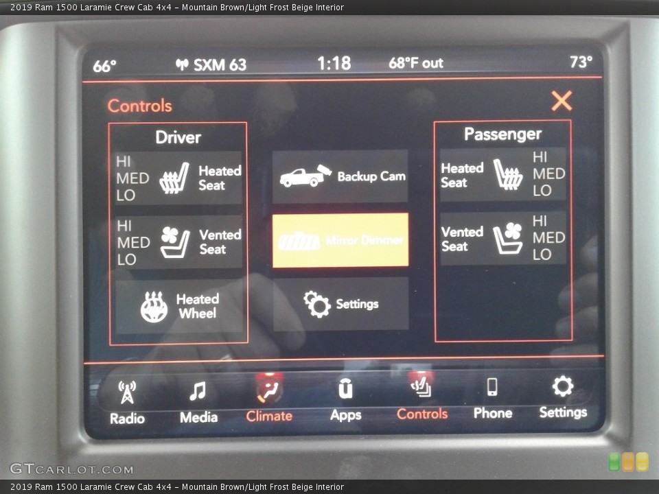 Mountain Brown/Light Frost Beige Interior Controls for the 2019 Ram 1500 Laramie Crew Cab 4x4 #126833576