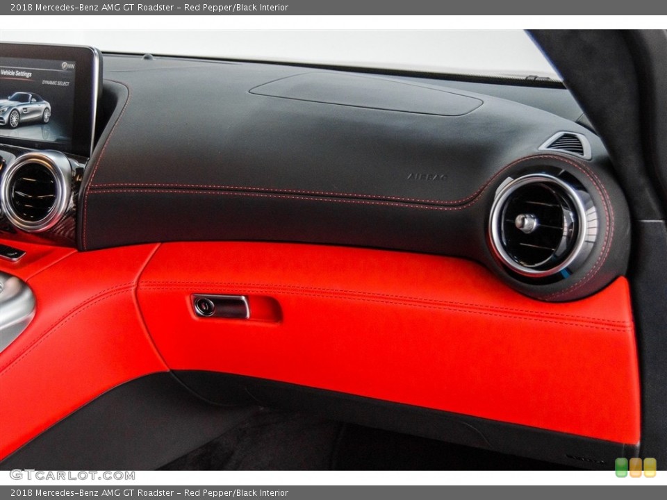 Red Pepper/Black Interior Dashboard for the 2018 Mercedes-Benz AMG GT Roadster #126861415