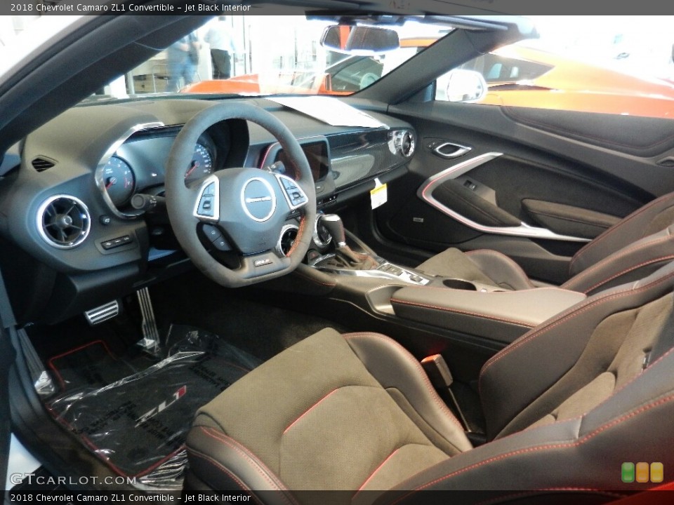 Jet Black Interior Photo for the 2018 Chevrolet Camaro ZL1 Convertible #126916440