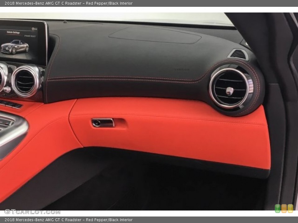 Red Pepper/Black Interior Dashboard for the 2018 Mercedes-Benz AMG GT C Roadster #126995681