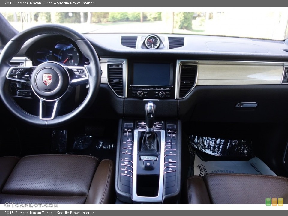 Saddle Brown Interior Dashboard for the 2015 Porsche Macan Turbo #127066191