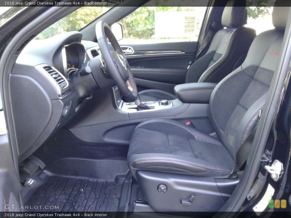 Black Interior Photo for the 2018 Jeep Grand Cherokee Trailhawk 4x4 #127070691
