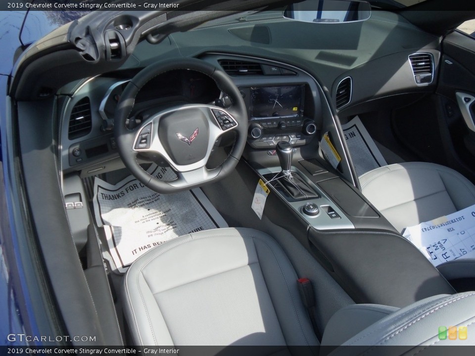 Gray Interior Photo for the 2019 Chevrolet Corvette Stingray Convertible #127241029