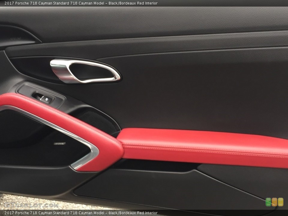 Black/Bordeaux Red Interior Door Panel for the 2017 Porsche 718 Cayman  #127273731