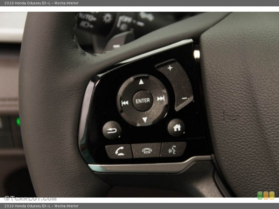 Mocha Interior Controls for the 2019 Honda Odyssey EX-L #127293034