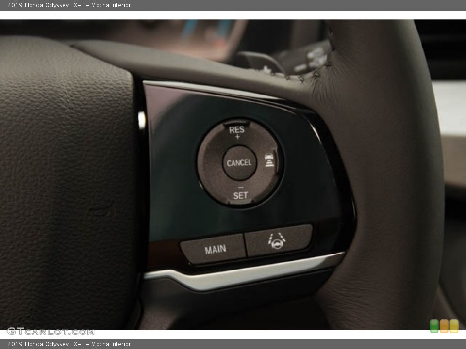 Mocha Interior Controls for the 2019 Honda Odyssey EX-L #127293046