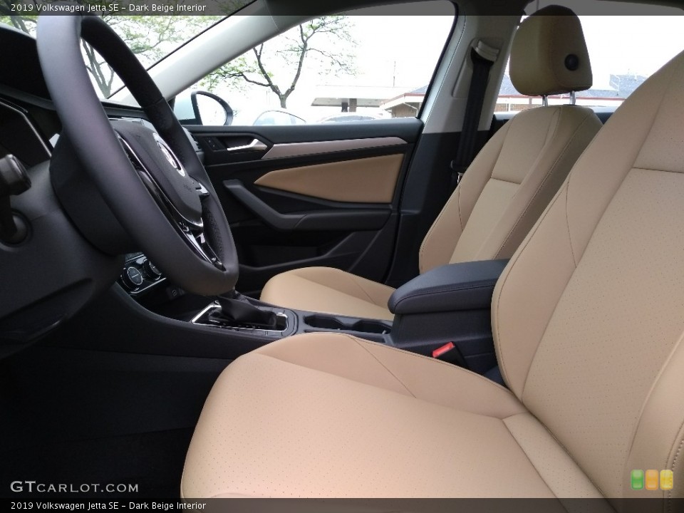 Dark Beige Interior Photo for the 2019 Volkswagen Jetta SE #127317524